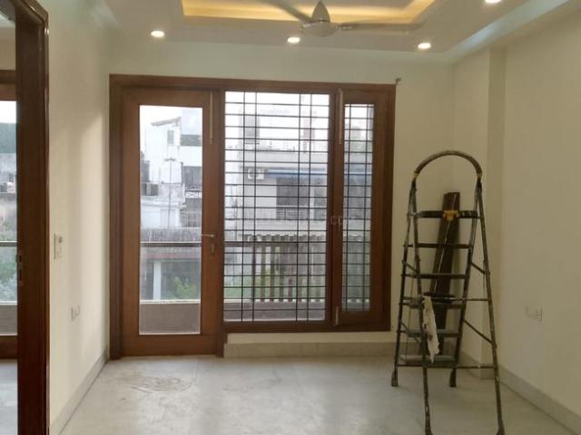 Flat for rent in Deri