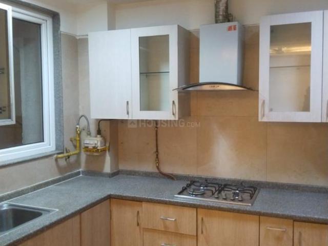 Flat for rent in Deri