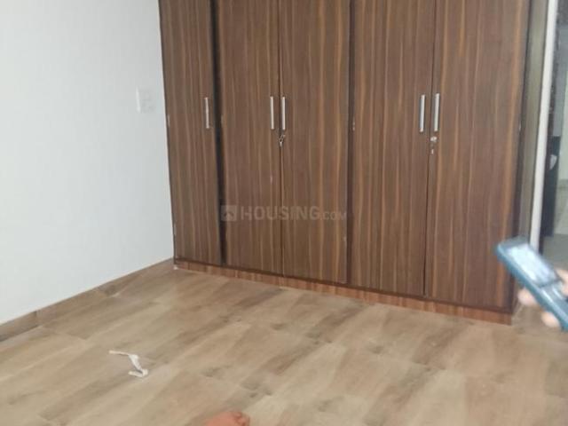 Flat for rent in Deri