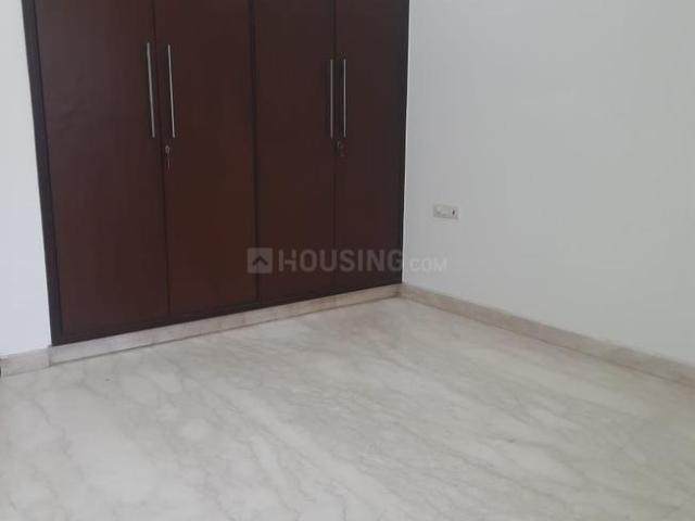 Flat for rent in Deri