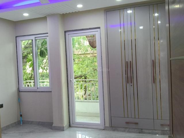 Flat for rent in Deri
