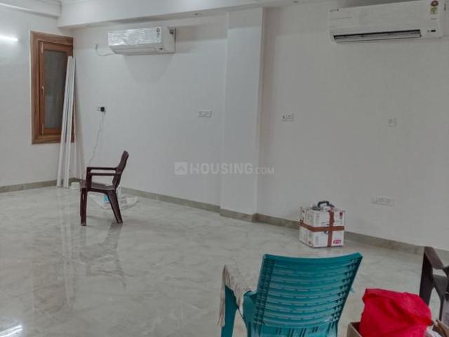 Flat for rent in Deri