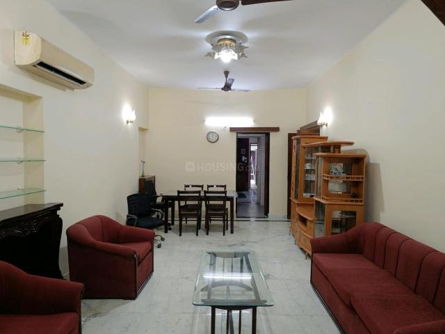 Flat for rent in Deri