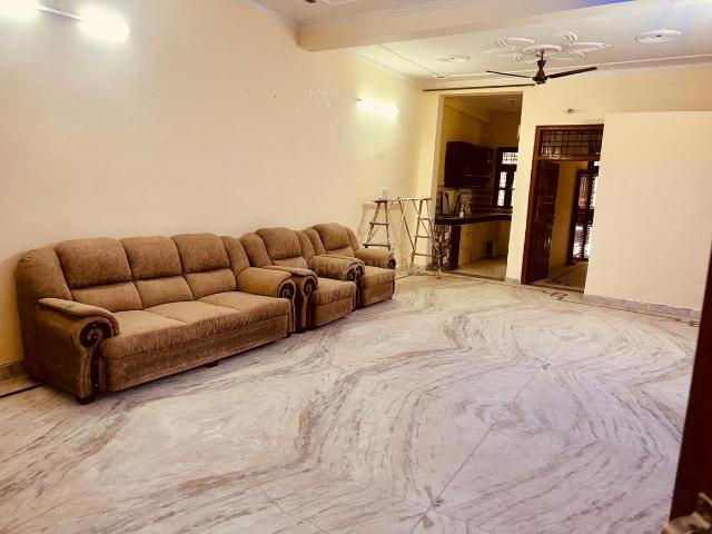 Flat for rent in Hans Enclave, Gurugram