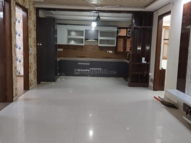 Flat for rent in South West Delhi, Deri