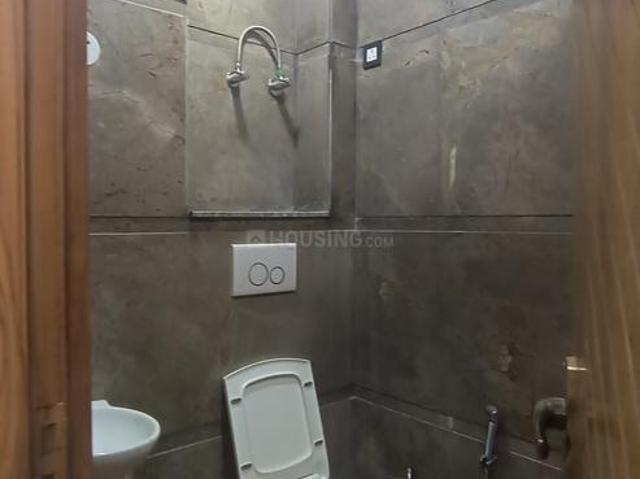 Flat for sale in South West Delhi, Deri