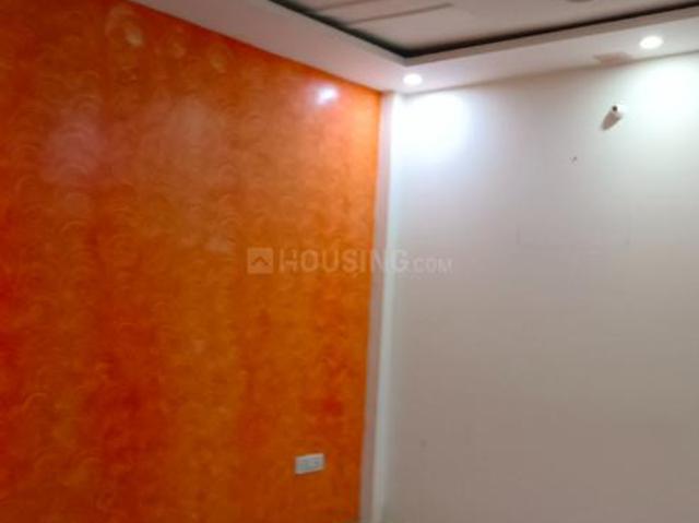 Flat for sale in South West Delhi, Deri