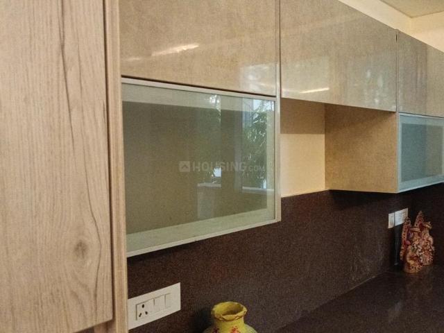 Flat for rent in Deri