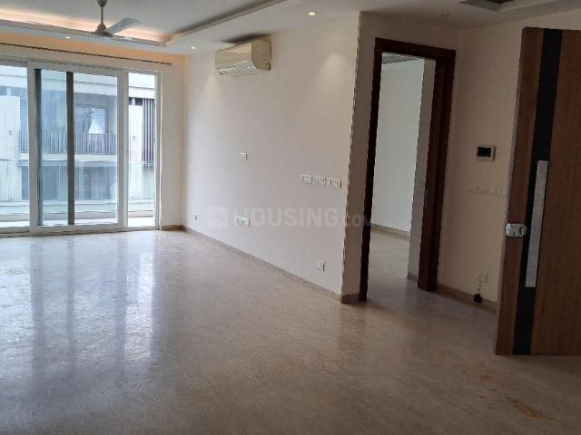 Flat for rent in Deri