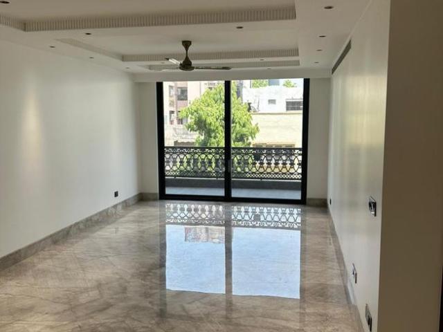 Flat for rent in Deri