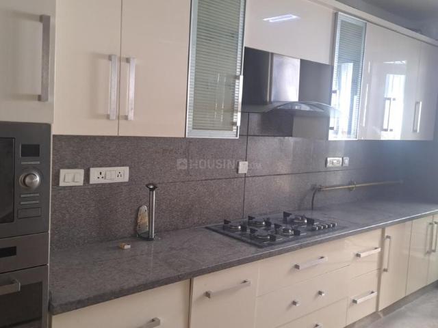 Flat for rent in Deri