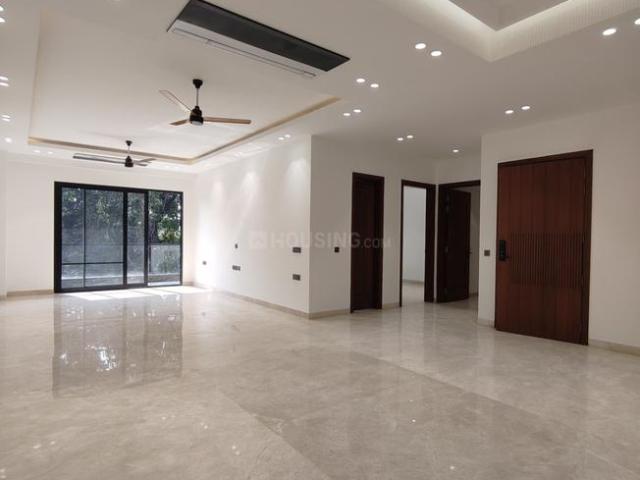 Flat for rent in Deri