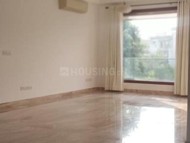 Flat for rent in Deri