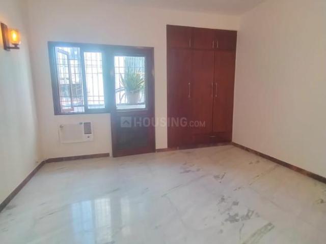 Flat for rent in Deri