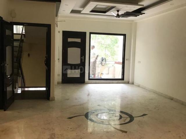 Flat for rent in Deri