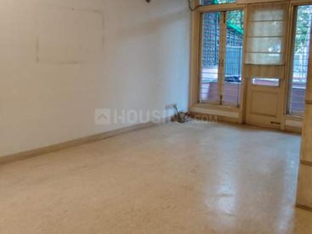 Flat for rent in Deri