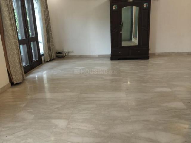 Flat for rent in Deri