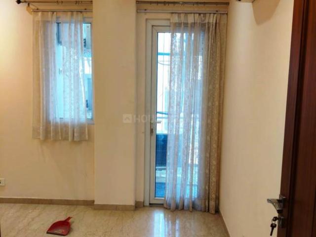 Flat for rent in Deri