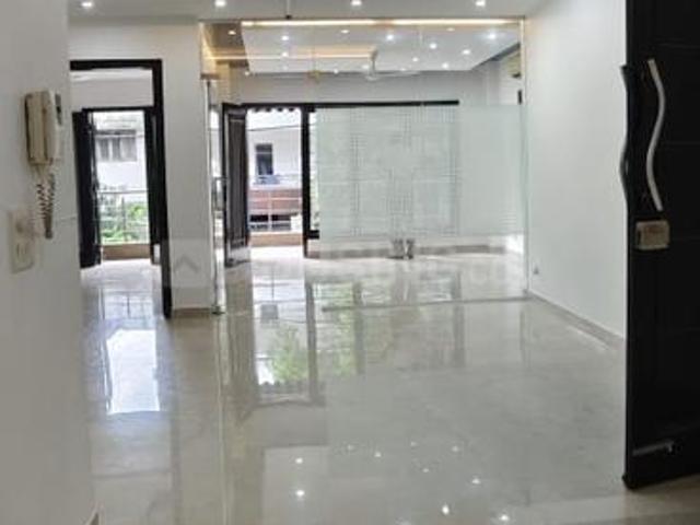 Flat for rent in Deri