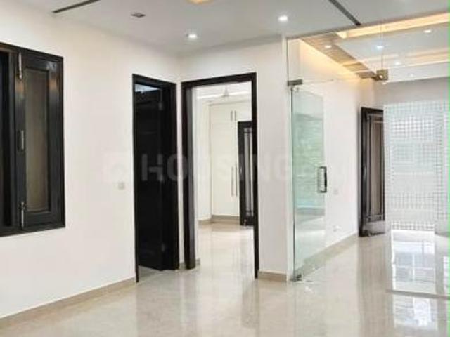 Flat for rent in Deri