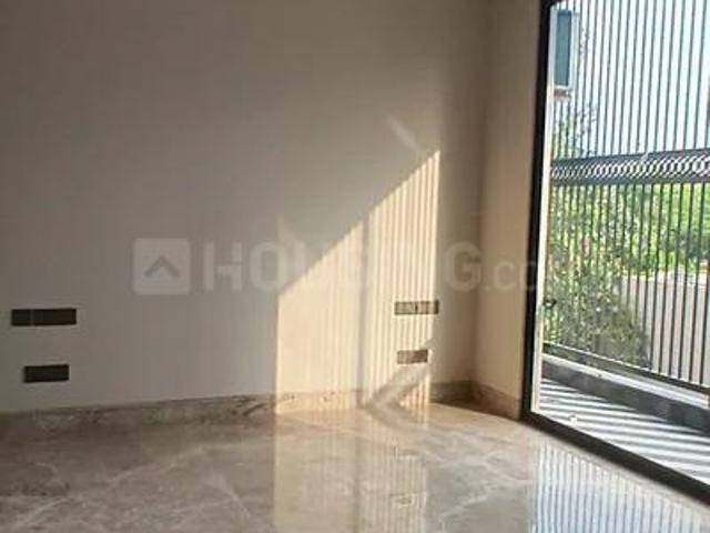 Flat for rent in Deri
