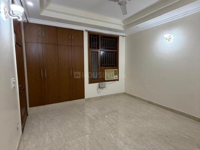 Flat for rent in Deri