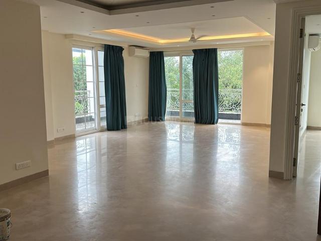 Flat for rent in Deri
