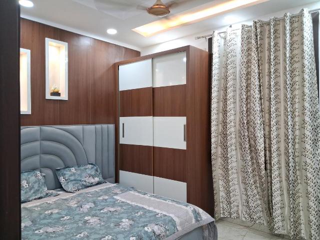 Flat for rent in West Delhi, Deri