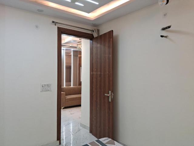 Flat for rent in Mohan Garden, Delhi