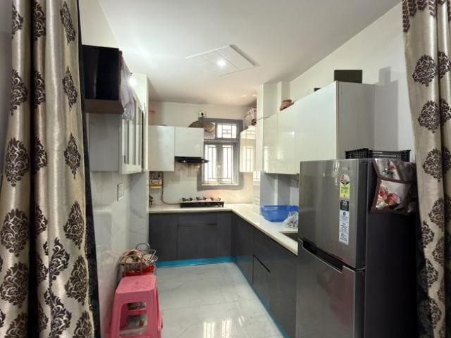 Flat for rent in West Delhi, Deri