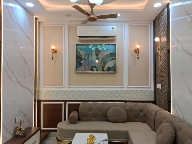 Flat for rent in West Delhi, Deri