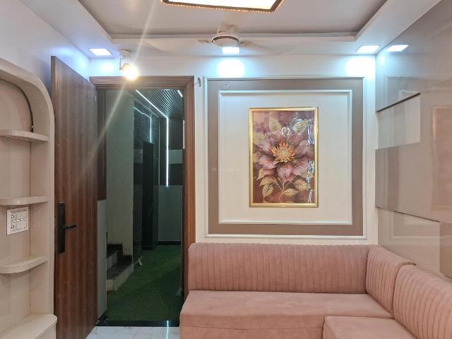 Flat for rent in West Delhi, Deri