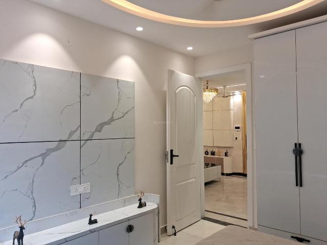 Flat for rent in Mohan Garden, Delhi