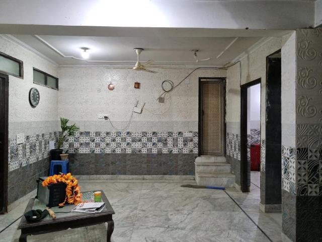 Flat for sale in West Delhi, Deri
