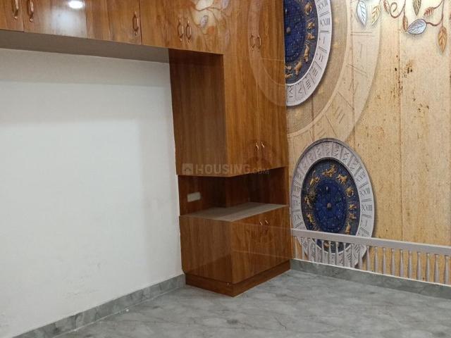 Flat for sale in West Delhi, Deri