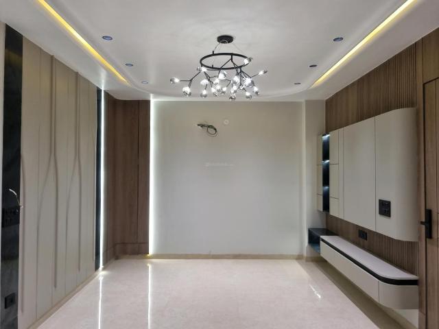 Flat for sale in West Delhi, Deri