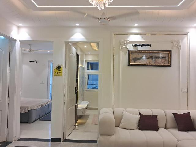 Flat for sale in West Delhi, Deri