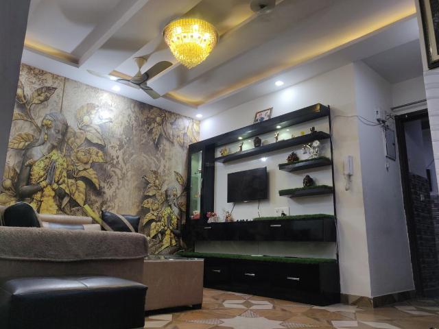 Flat for sale in West Delhi, Deri