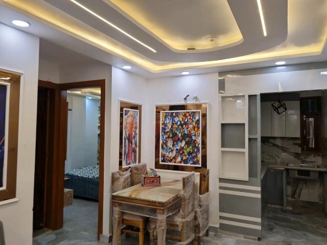 Flat for sale in West Delhi, Deri
