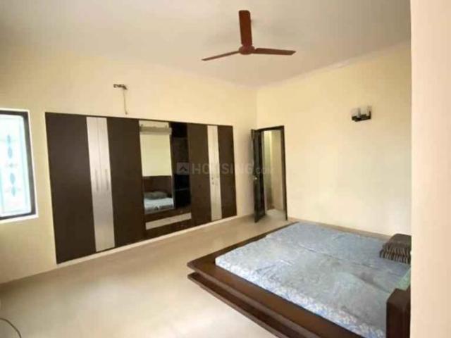 Flat for rent in Deri