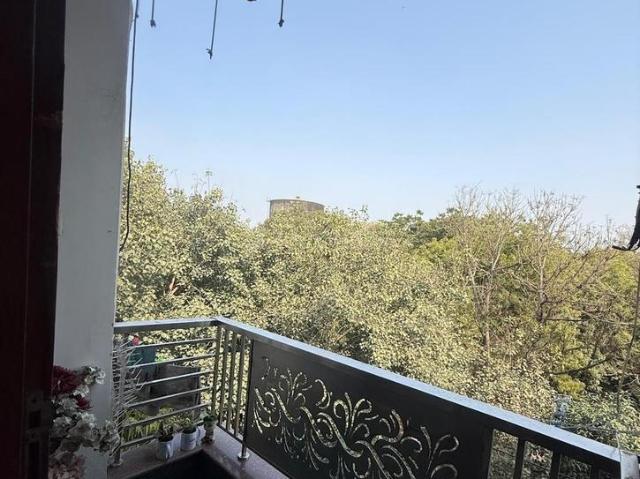 Flat for rent in Deri