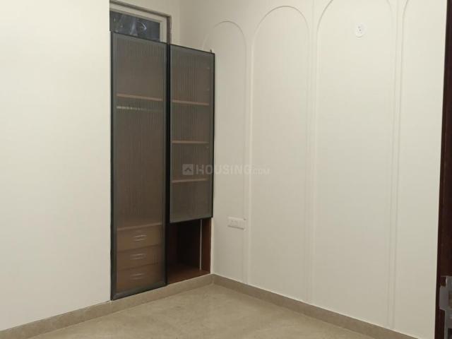 Flat for rent in Deri