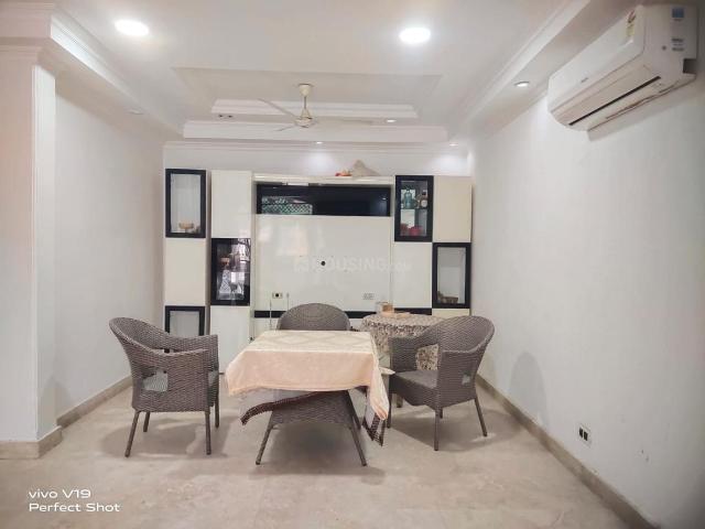 Flat for rent in Deri