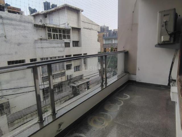 Flat for rent in Deri