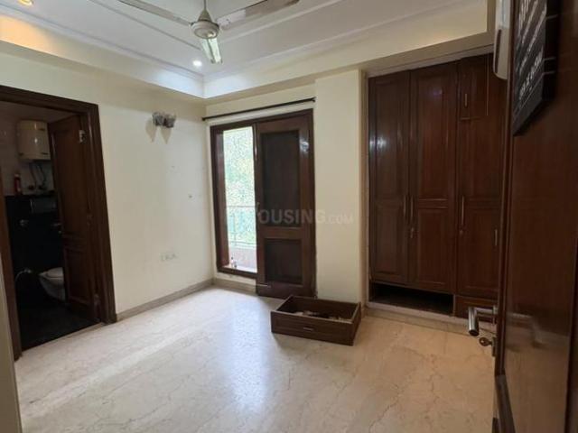 Flat for rent in Deri