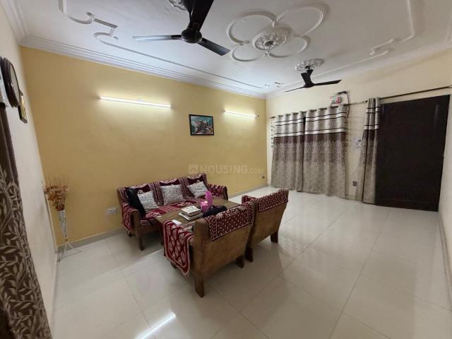 Flat for sale in West Delhi, Deri