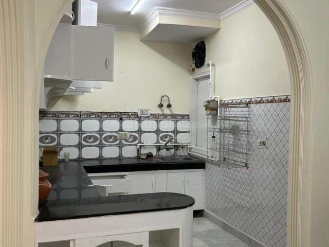 Flat for rent in Deri
