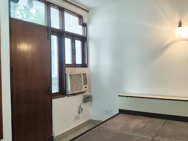 Flat for rent in Deri