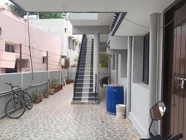 Flat for rent in Potti, Andhra Pradesh
