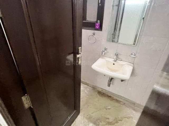Flat for rent in Deri